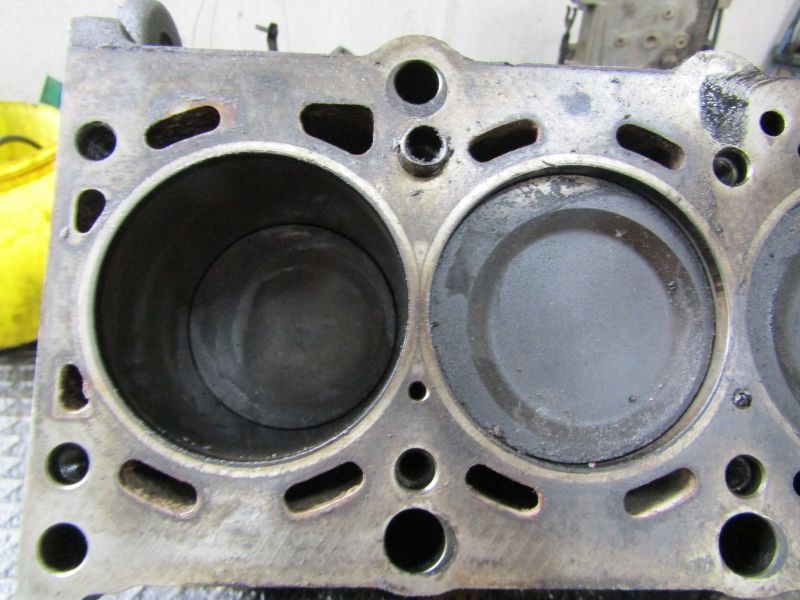 фото №12, Bmw 3 e46 блок двигателя + wał коленчатый + поршень i m43