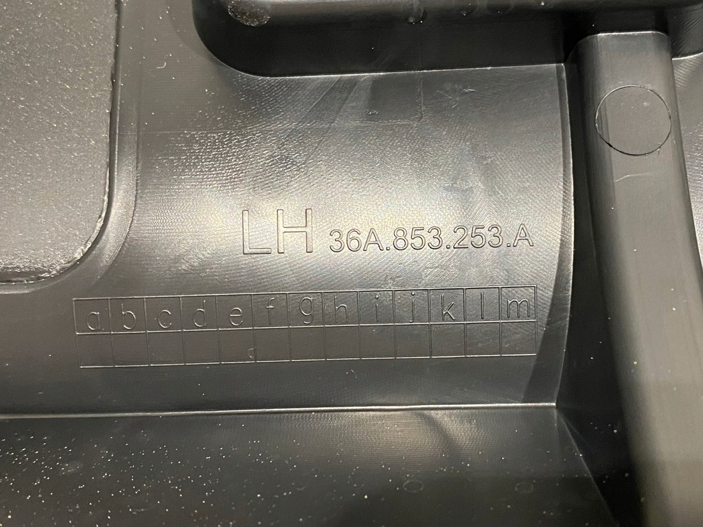 фото №9, Bentley bentayga молдинг drzwil 36a853073 36a853253