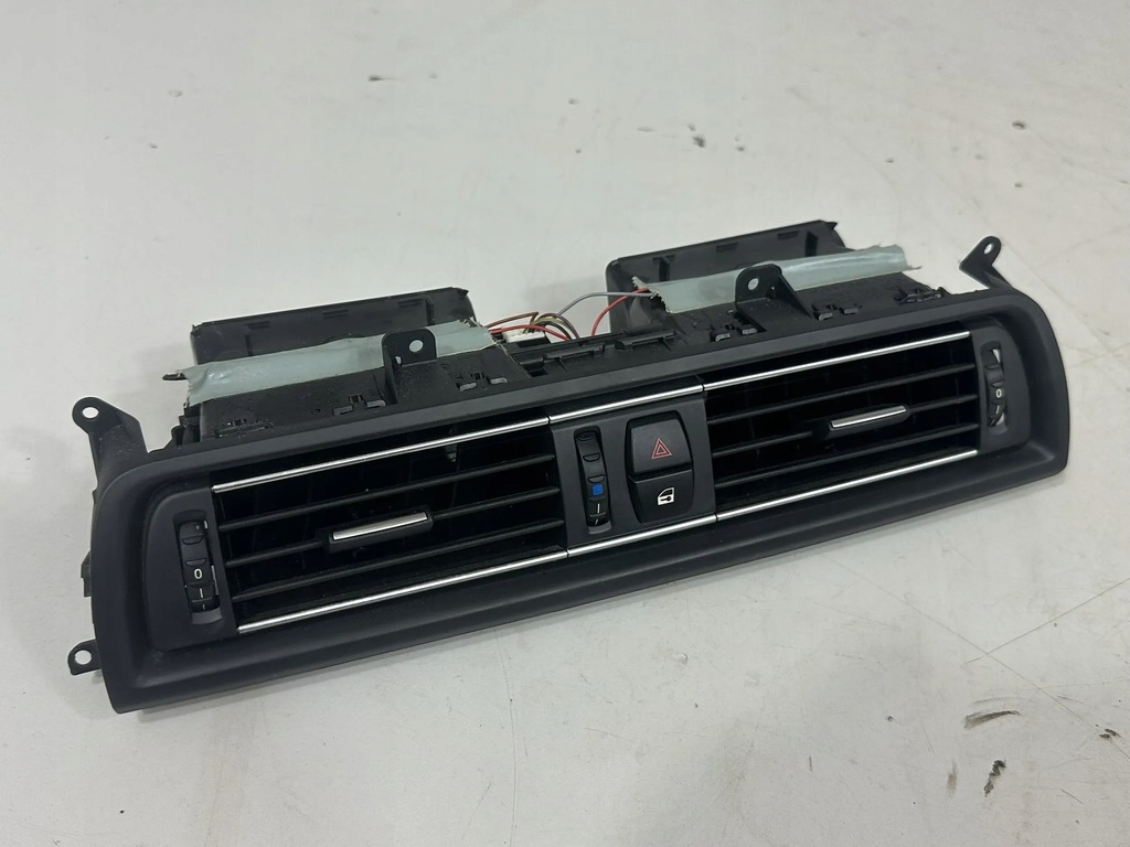 фото №1, Bmw 5 f10 f11 2012 решётки обдув