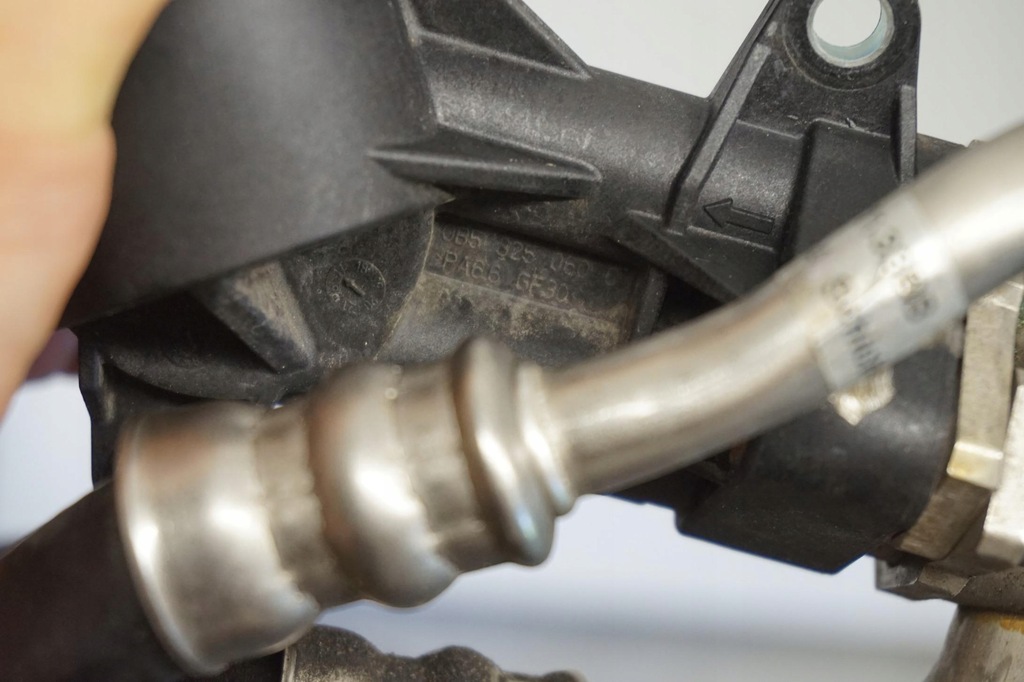 фото №7, Радиатор масла audi a6 c7 4g 3.0tfsi 4g0317021af