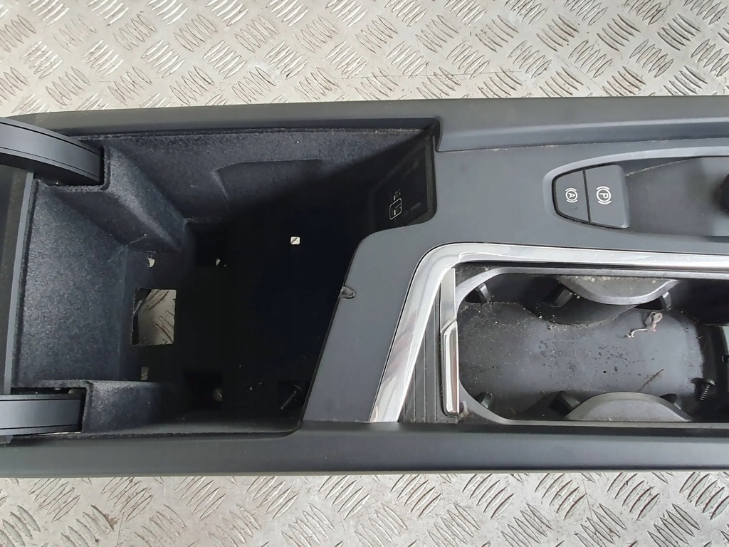 фото №7, Volvo v60 ii s60 iii 2018-2024 подлокотник туннель средний