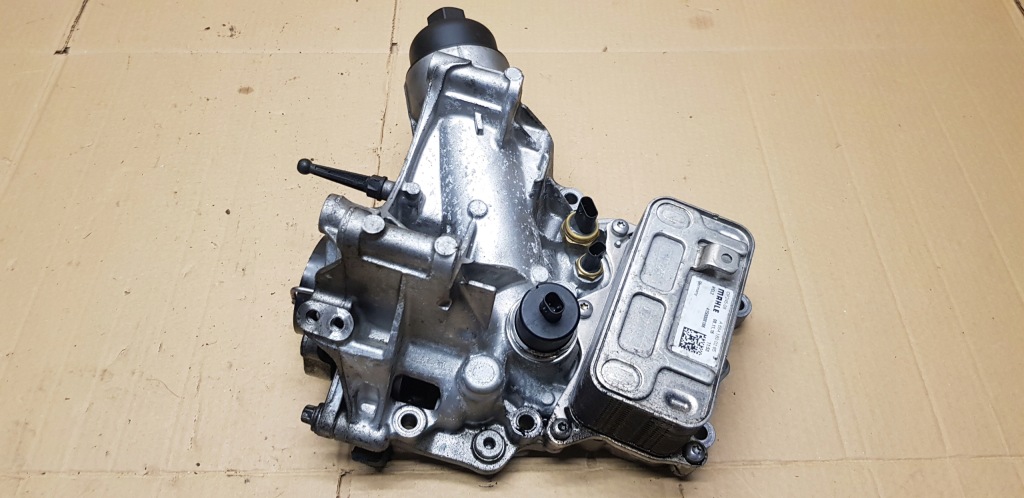 фото №1, Mercedes w213 2.2 корпус фильтра масла радиатор