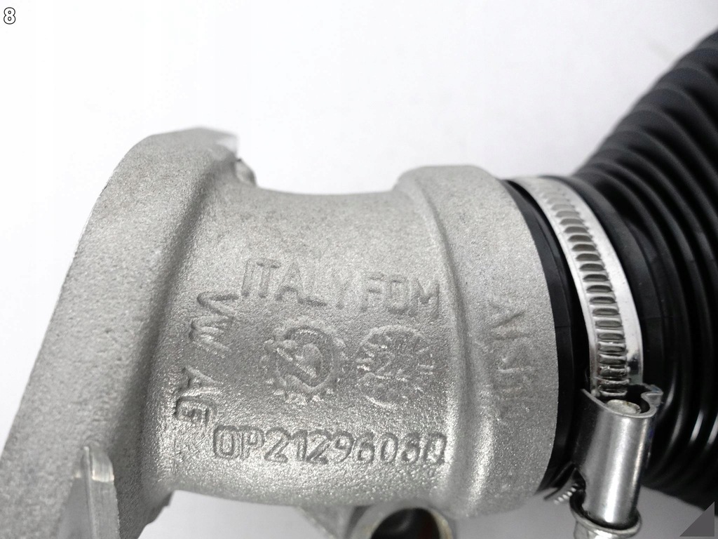 фото №9, Audi rs6 4k0 rs7 4k8 c8 4.0tfsi корпус фильтра воздуха+ трубы впускные шланг