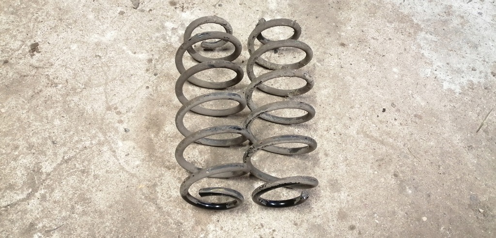 фото №1, Mazda 2 dj 15- пружина задняя задняя
