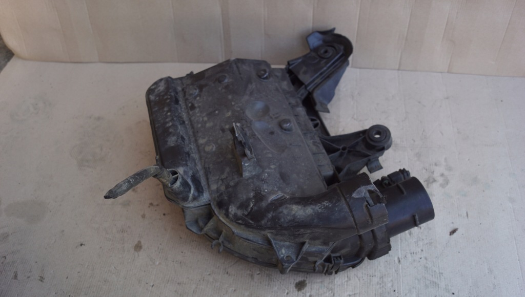 фото №7, Peugeot citroen корпус фильтра воздуха 1.6 hdi