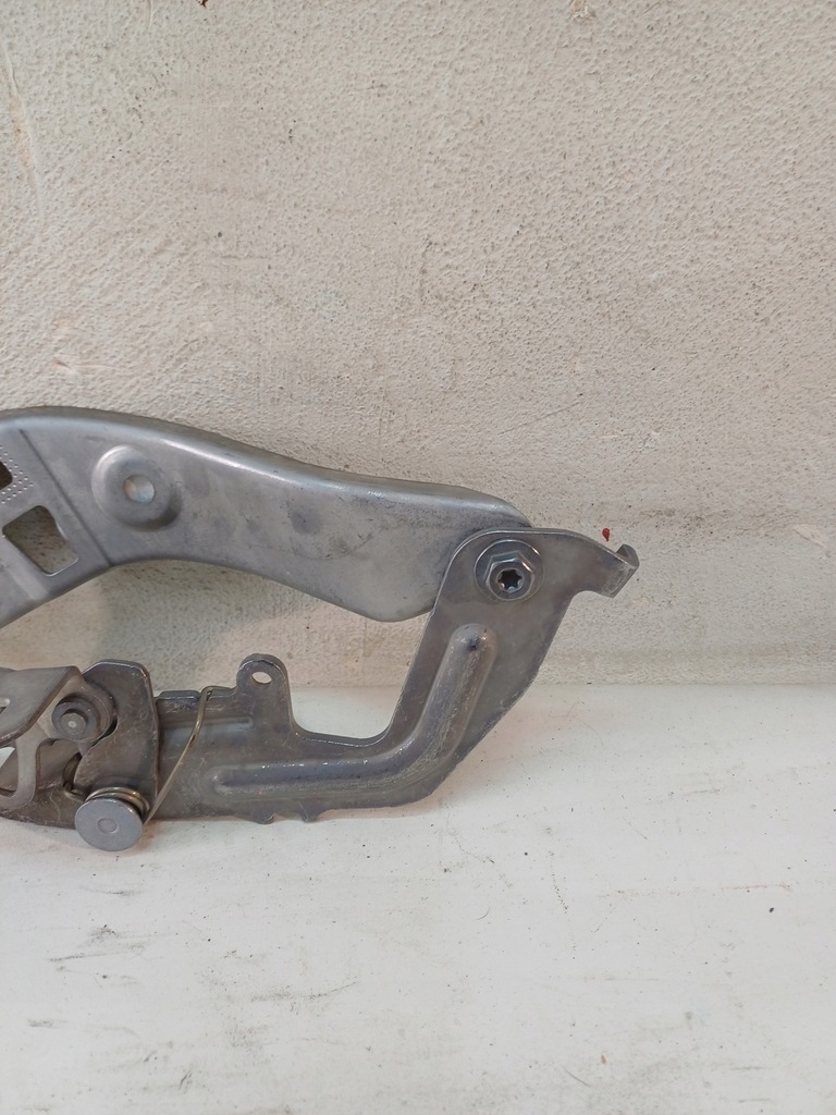 фото №10, Петля капот правый перед передний правый mercedes a-klasa w177 18-