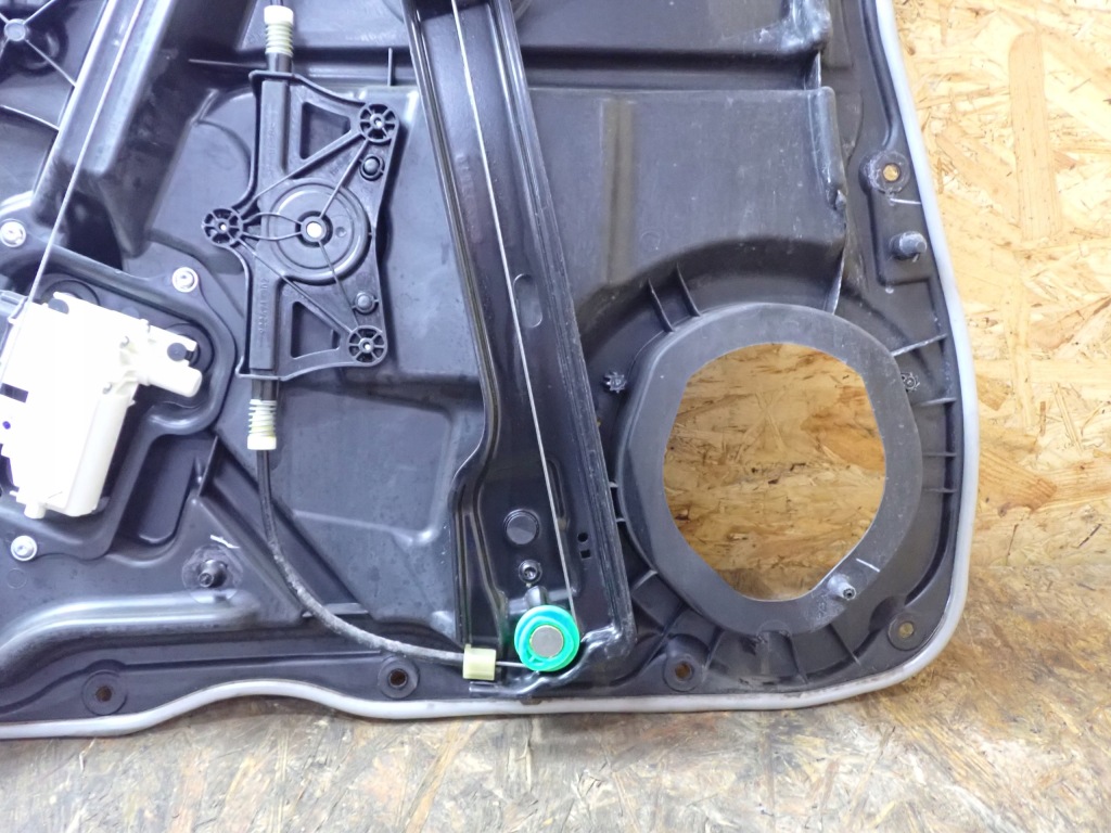 фото №10, Підйомник скло правий перед mercedes gls ii x166 3.0 17r a1669060301 9505