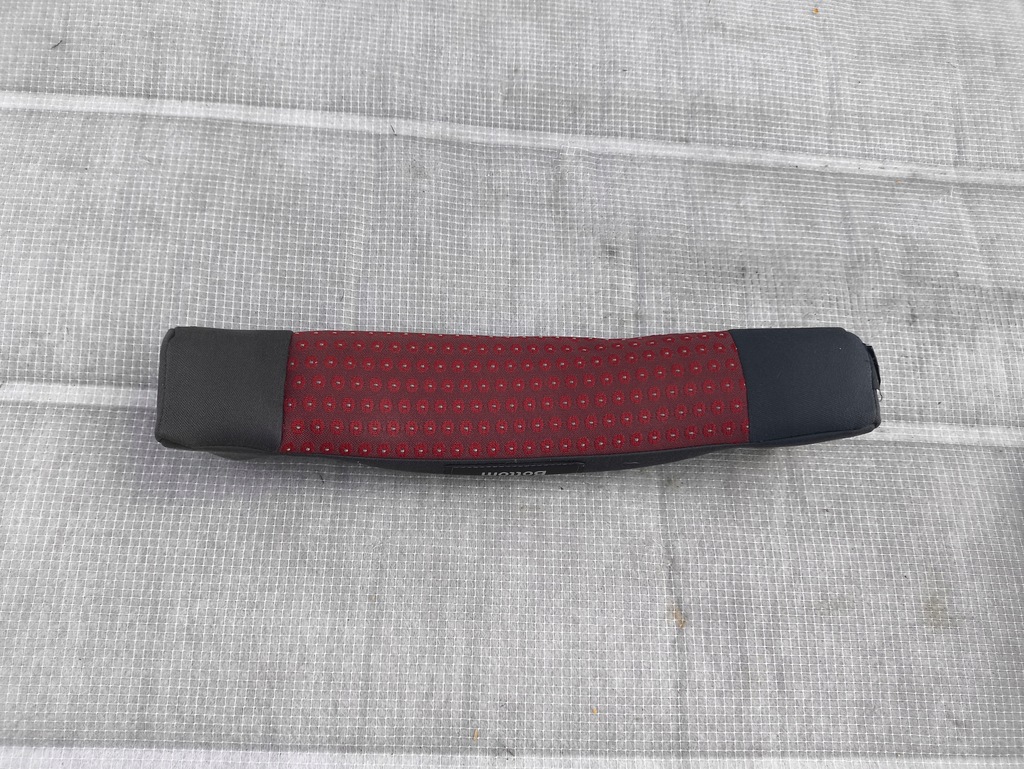 фото №1, Заглушка isofix задня vw touran i 1t0 правий lub лівий