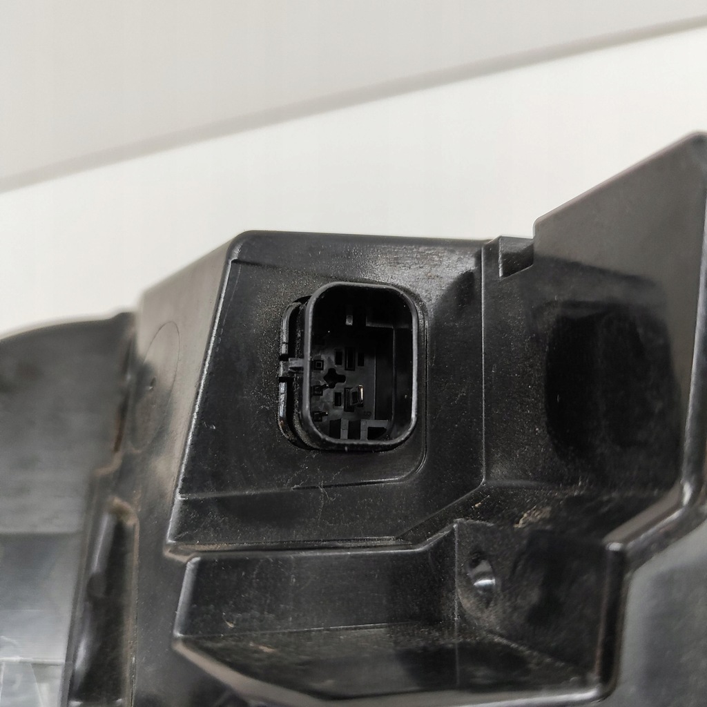 фото №6, Bmw 3 g20 g21 2019 левая сторона лампа задняя