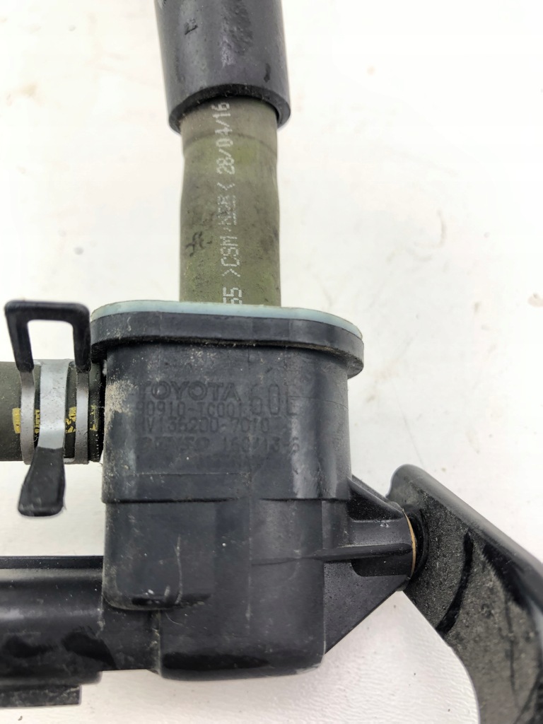 фото №6, Toyota yaris iii клапан вакуумa+ провода