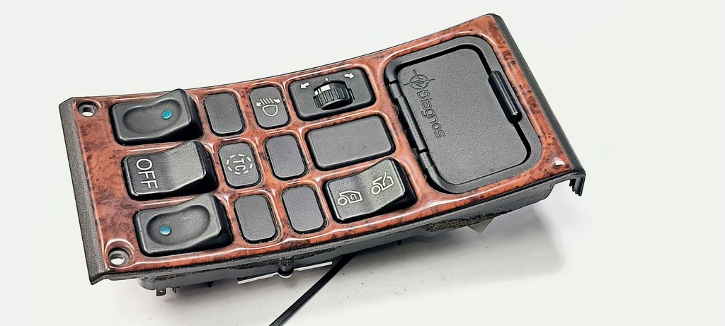 фото №1, Кнопка панель 1110904 scania r 124