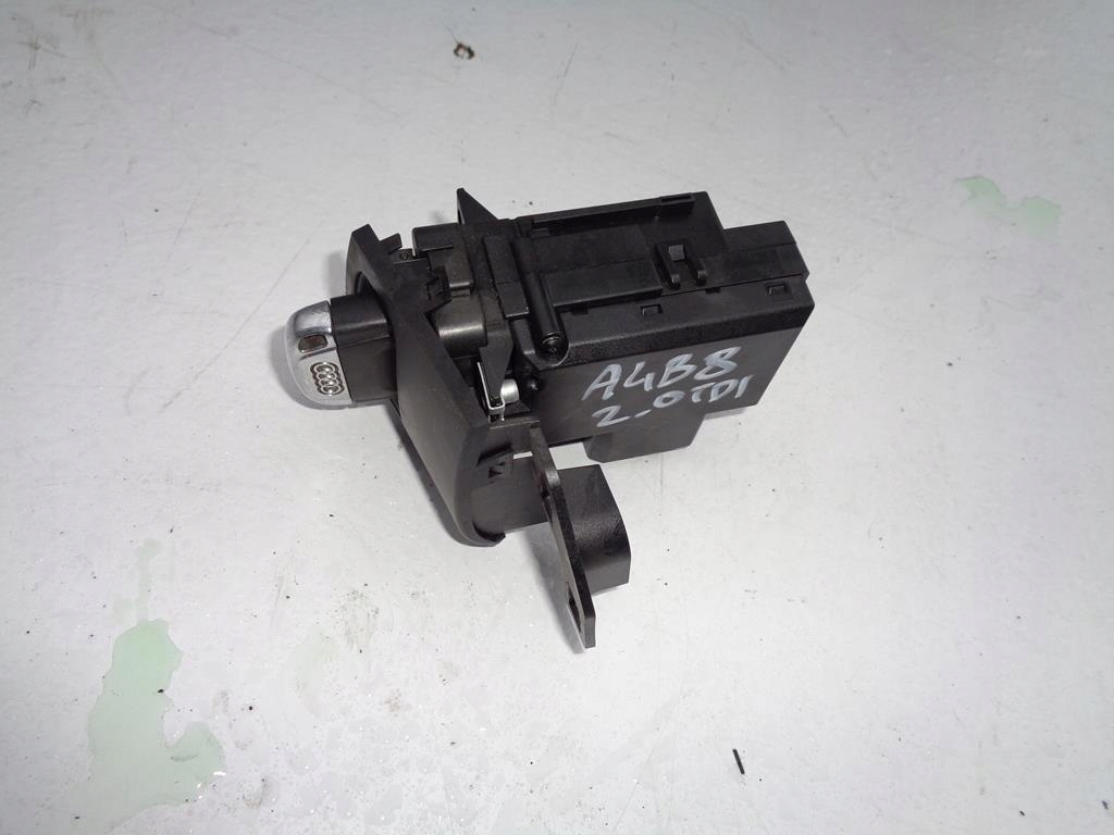 фото №1, Замок запалювання 8k0909131d audi a4 b8