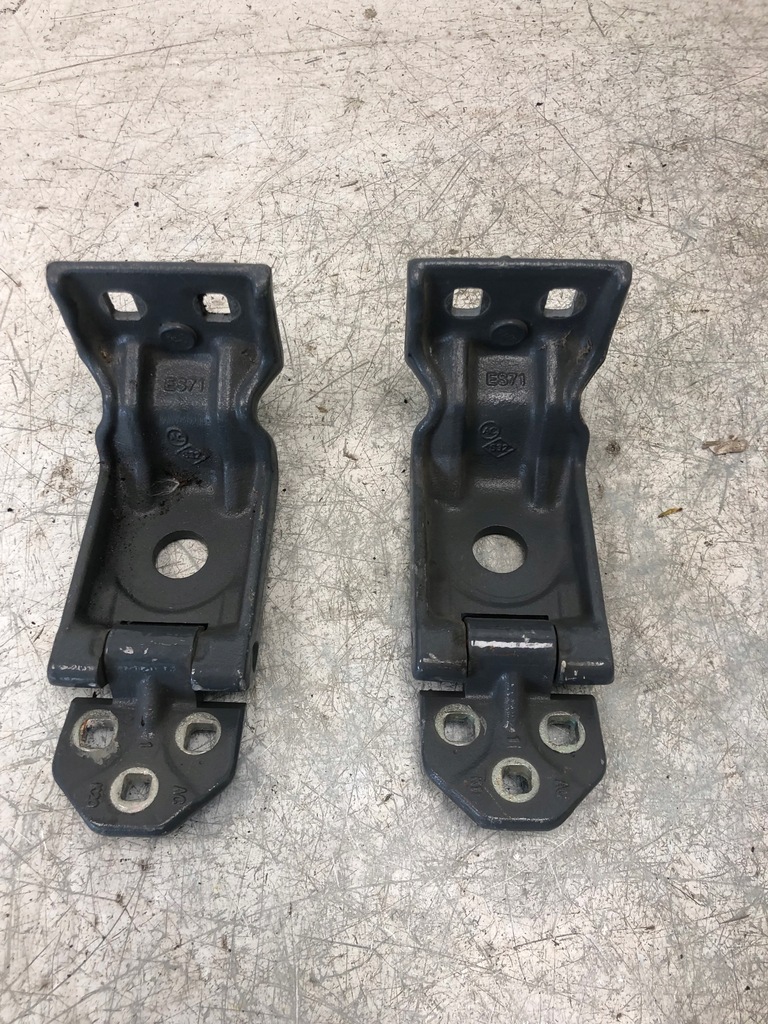 фото №3, Петли дверь задняя renault master iv 844000013r