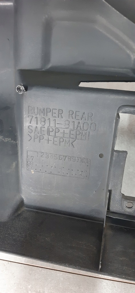 фото №9, Suzuki jimny jimmy iii 98-18 бампер задний задняя 71811-81a00