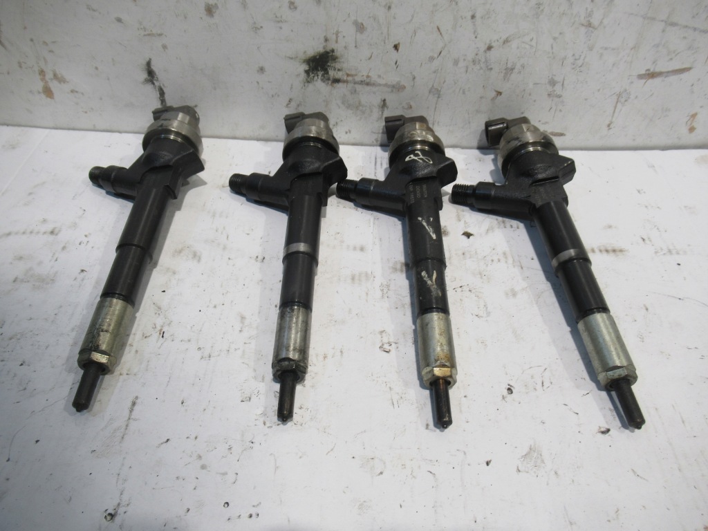 фото №1, Форсунка 555667729 opel meriva b 1.7 cdti