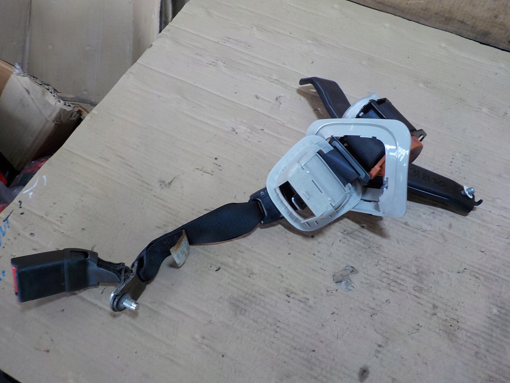 фото №1, Subaru legacy awd 2.0d pas безпеки середина