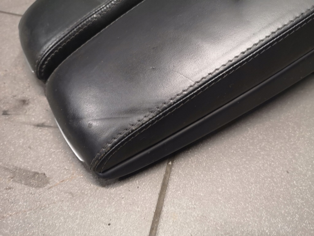 фото №8, Підлокітник середній чорний шкіра audi a8 d3 lift