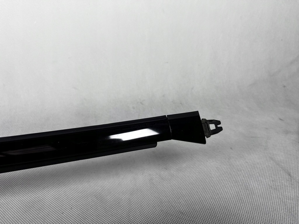 фото №6, Молдинг стекло лобовое передней правая mercedes eqs v297