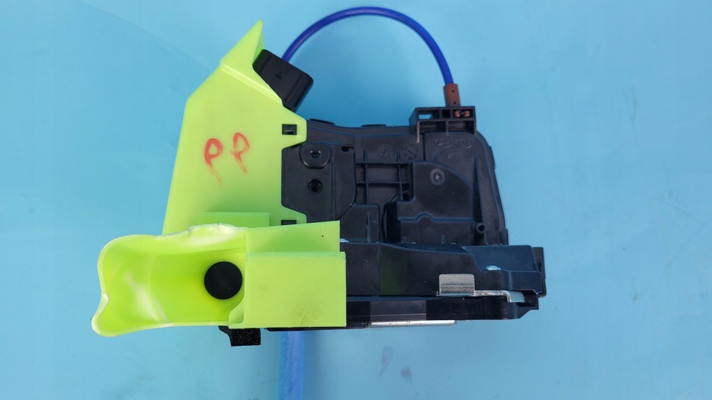 фото №11, Kia sportage v 23r замок дверь правый перед 81320-r2000