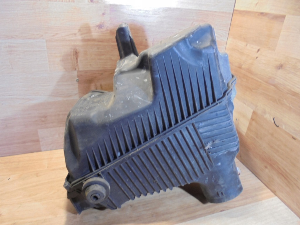 фото №7, Корпус фильтра воздуха renault megane scenic ii 8200369755
