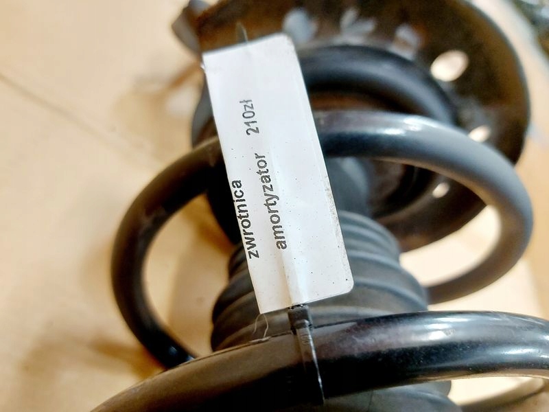 фото №6, Hyundai i40 1.7 crdi амортизаторна стійка правий перед поворотний кулак амортизатор