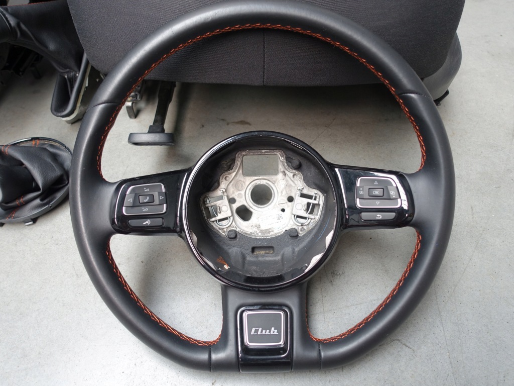 Vw beetle 5c3 cabrio club lounge сидіння заднє сидіння оббивка комплект повітропровід Київ