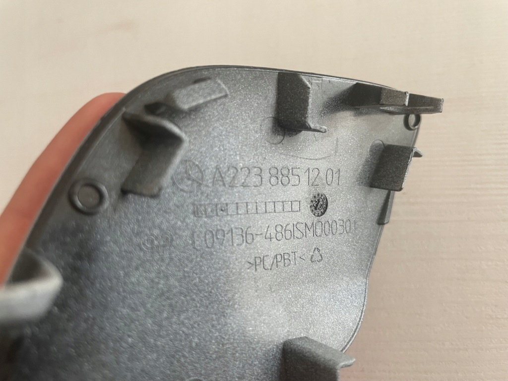 фото №9, Mercedes klasa s w223 amg 2020- заглушка фаркоп перед оригінал