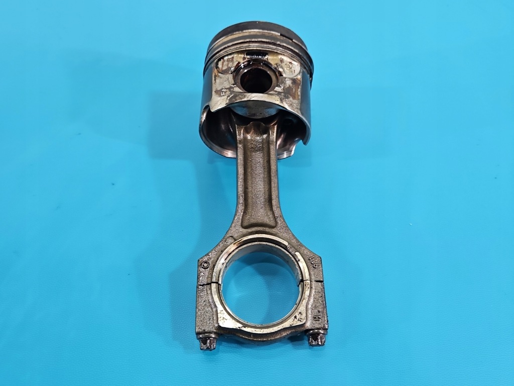 фото №1, Поршень шатун bmw f30 2.0d 184km