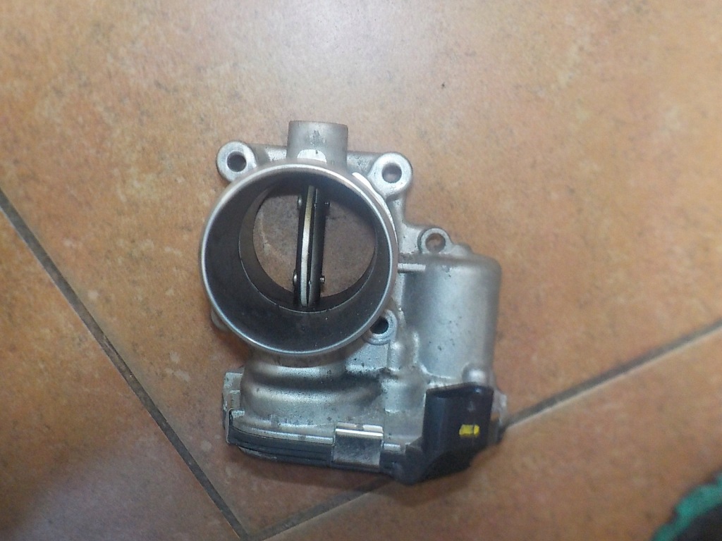 фото №1, Дроссельная заслонка sportage iv tucson ii 1.7 crdi 35100-2a600