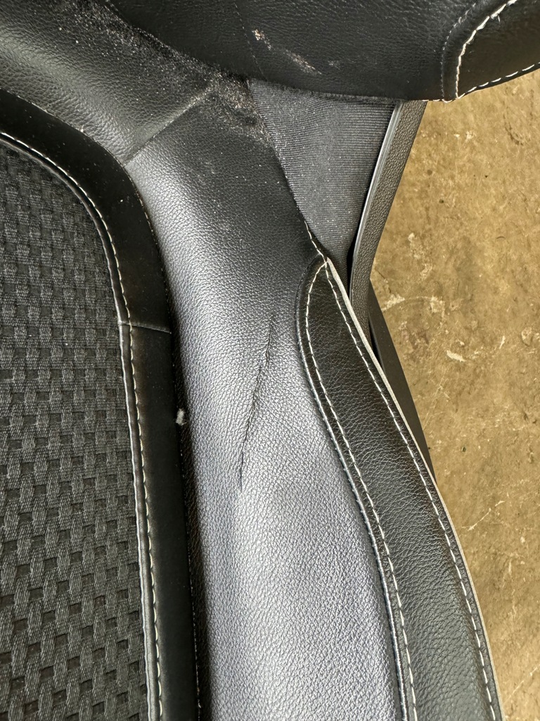 фото №7, Сидіння сидіння заднє сидіння обшивки renault megane iv hb комплект