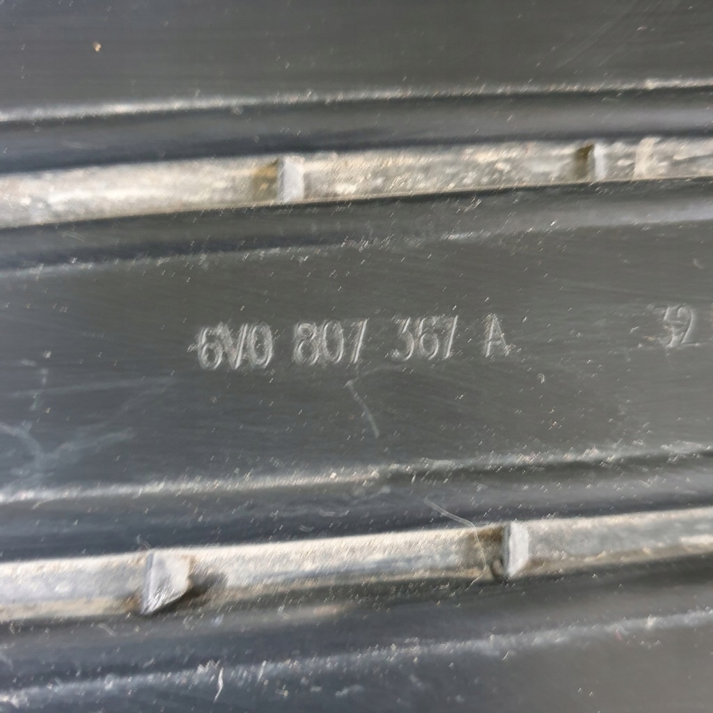 фото №7, Решітка бампера ліва skoda fabia iii 6v0807367a