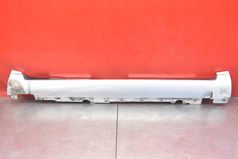 фото №1, Накладка порог правая audi a8 d3 02r