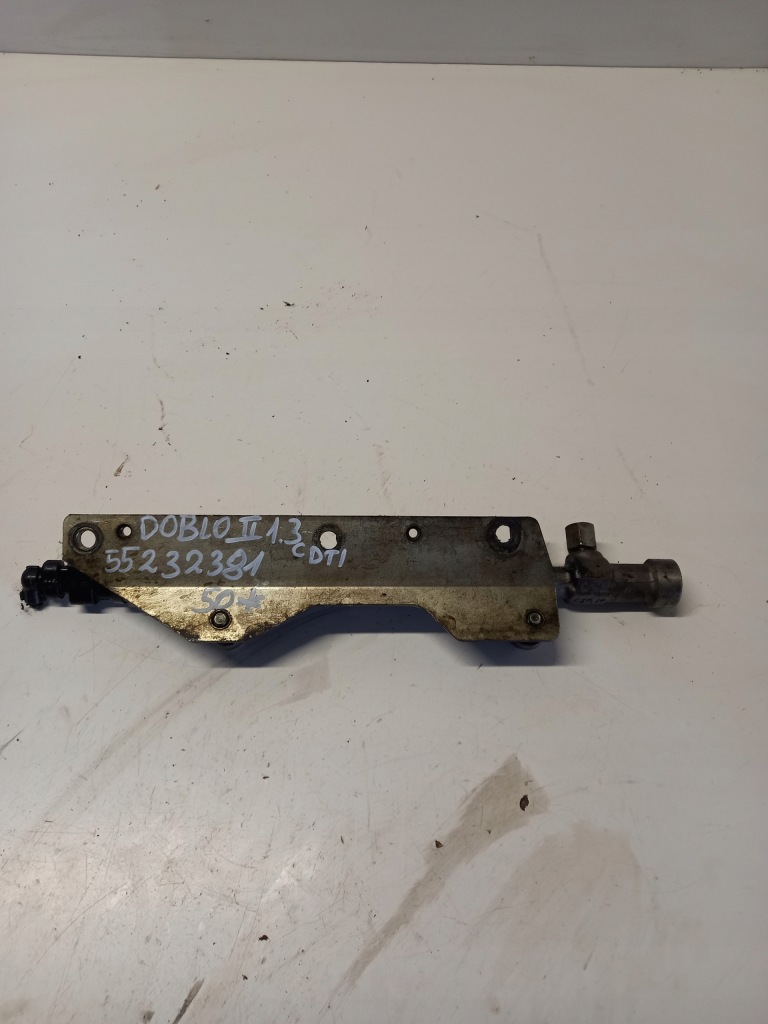 фото №1, Молдинг впрыскная fiat doblo ii 1.3 cdti 55232381