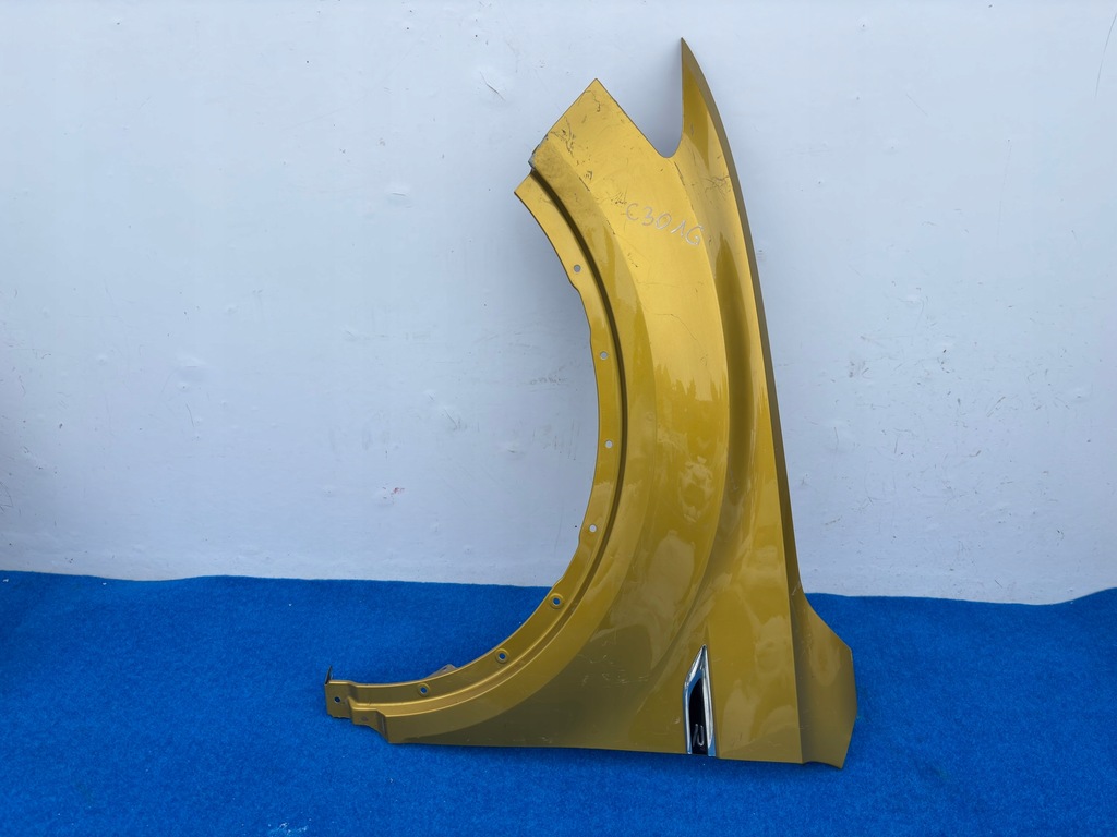 фото №1, Vw t-roc 2ga r-line левый крыло перед + значок 2ga821105 c301g