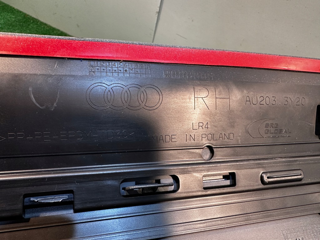 фото №13, Audi q4 e-tron 89a молдинг двері правий задня 89a853970b