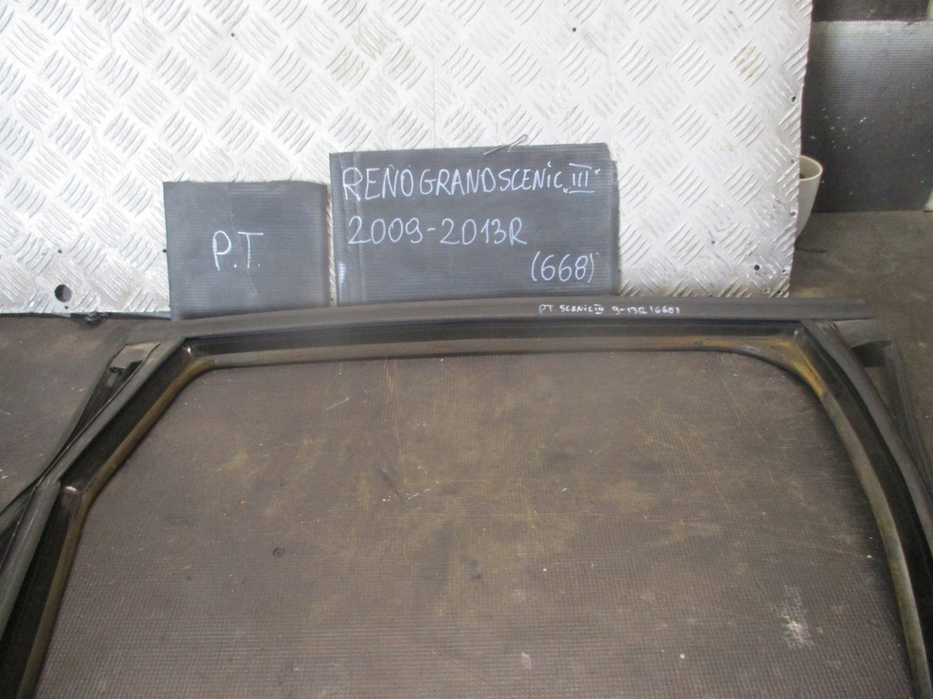 фото №1, Рамка двері прокладка правий задня renault grande scenic iii 09-13 r.