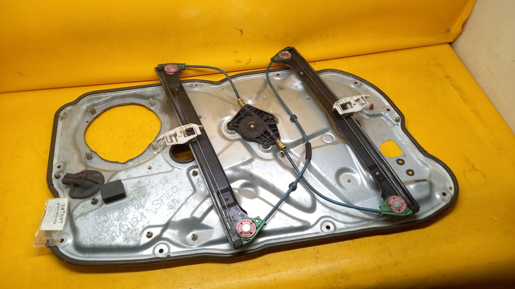 Подъемник окон el.prawy перед stilo 5d 01-10r 379904 Киев