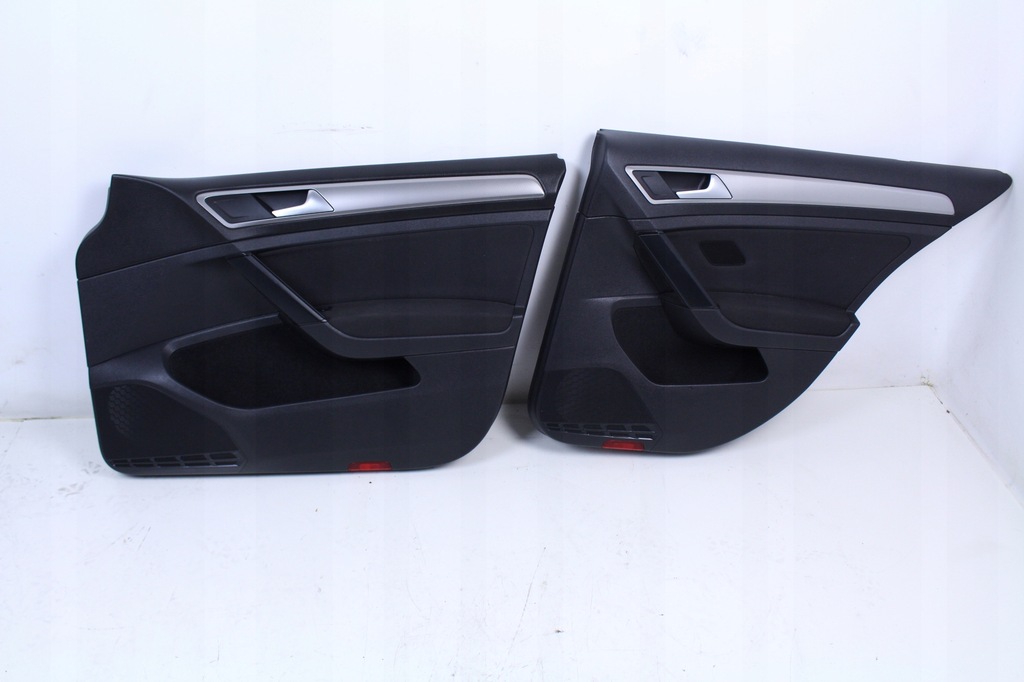 фото №8, Заднее сиденье сиденья обшивки kpl. vw golf vii 20r.