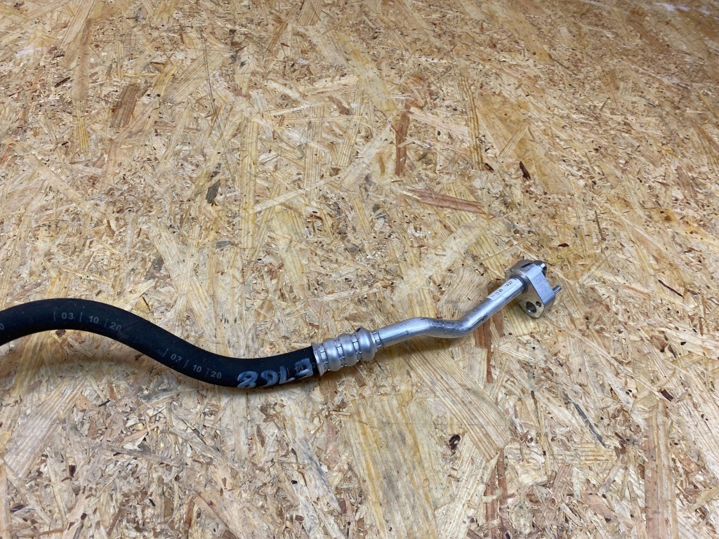 Пабтрубок  трубка шланг кондиционера bmw g11 g12 g30 g31 9860605 Недорого