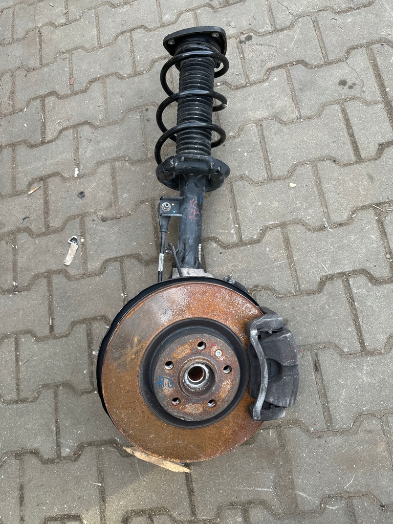 фото №1, Поворотный кулак амортизационная стойка рычаг правая volvo xc40