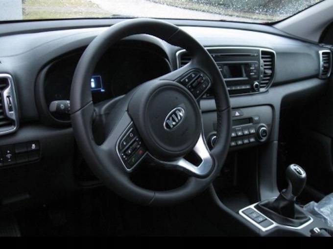 фото №1, Sportage iv 4 консоль панель приладів подушка безпеки ремені оригінал