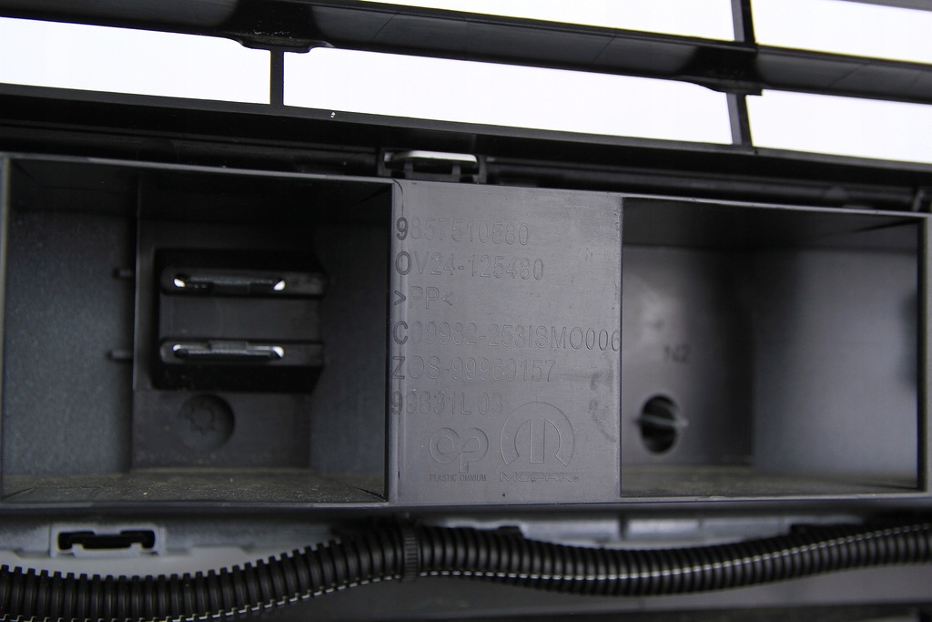 фото №13, Оригинальный бампер решётка радиатора перед opel frontera c 2024- 9854995780