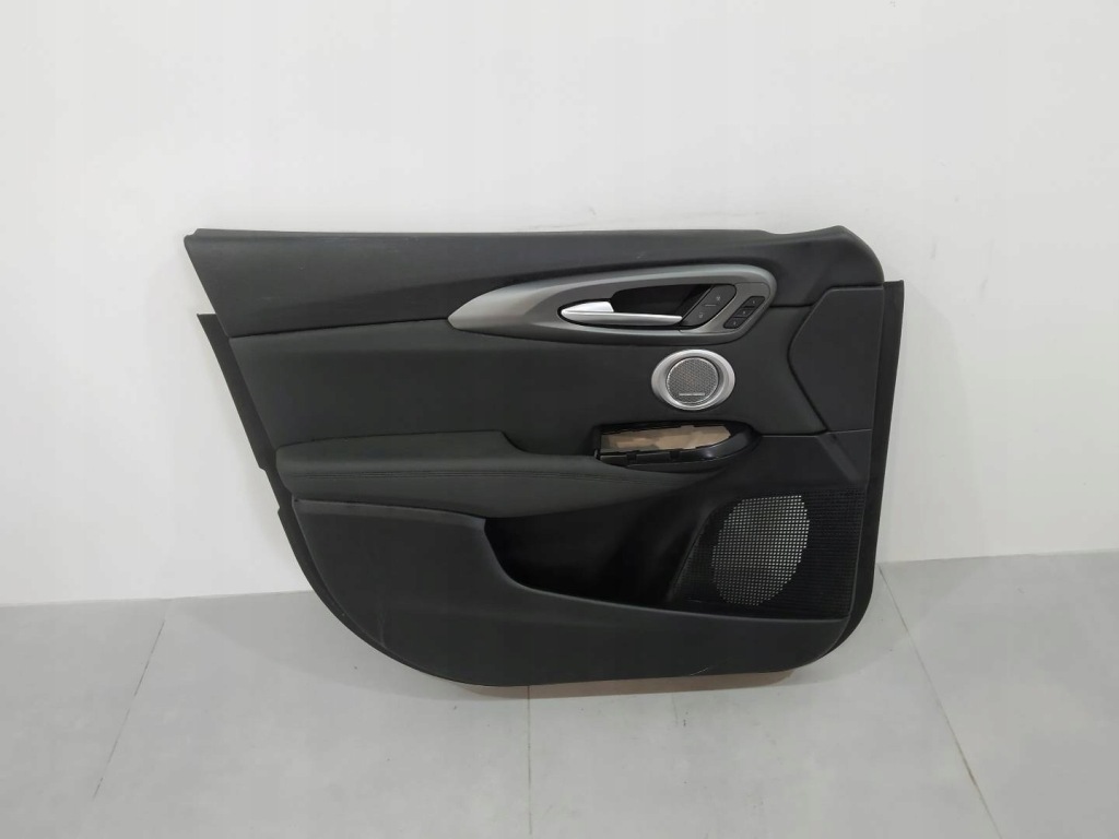 фото №1, Обивка обшивка левый перед накладка harman alfa romeo tonale i 2022-