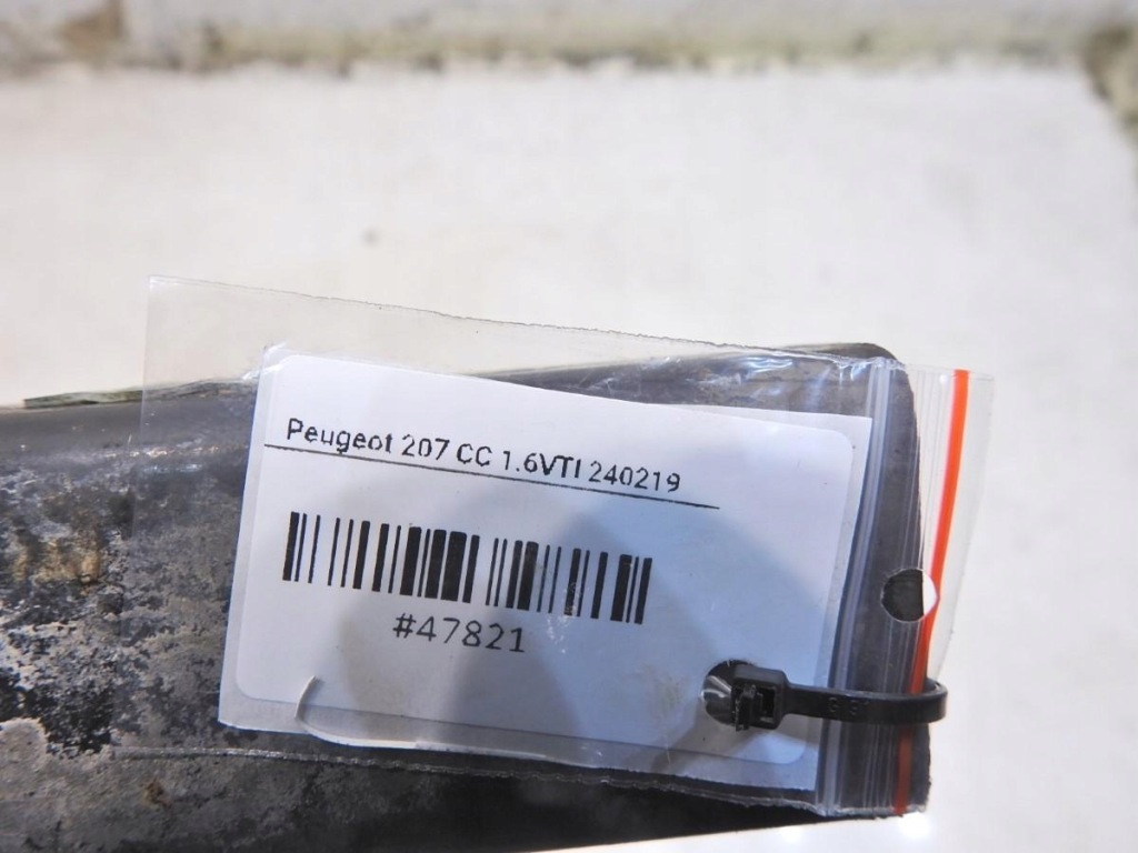 Peugeot 308 1 12r кронштейн  бампера правий перед 219152012 Доставка