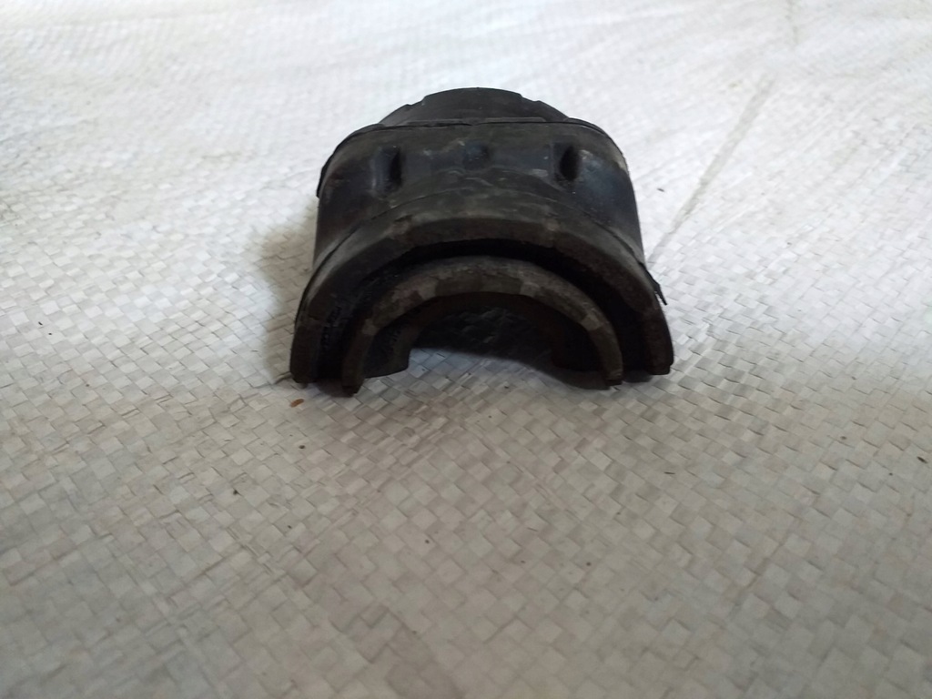 фото №1, Porsche macan 95b гумовий елемент стабілізатора 95b411035