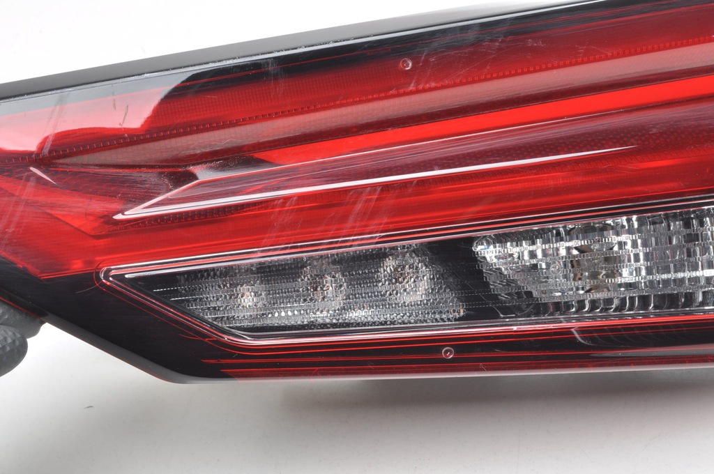 фото №12, Nissan qashqai j12 лампа правая задняя w крышка 22r 226-8d02f