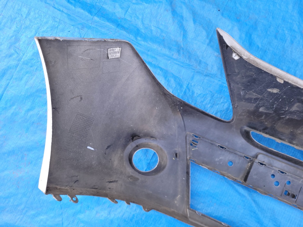 Renault clio 3 | бампер перед передний рестайлинг  8200799930 | 0497 Оригинал