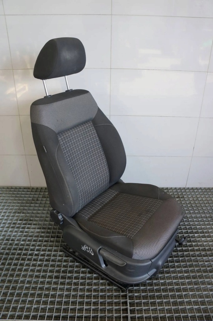 фото №1, Сидіння правий перед передній пасажира vw polo v 6r lift 5d