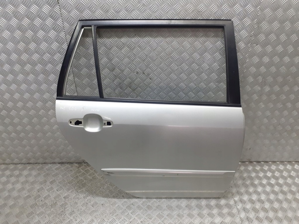 фото №1, Дверь правый задняя toyota corolla e12 1c0 kombi