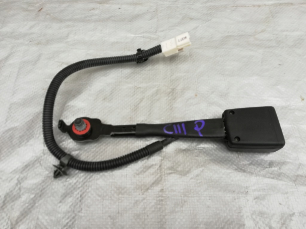 фото №1, Вставка кліпса поперечина kia ceed iii 17-22 eu права